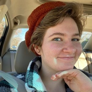 Meet your Posher, Suzannah